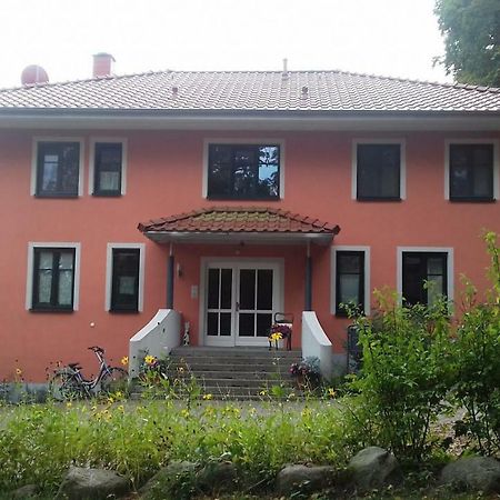 Fewo 1 Waren Mueritz - Haus Buchen Am Tiefwarensee - 1 Zi Exterior photo